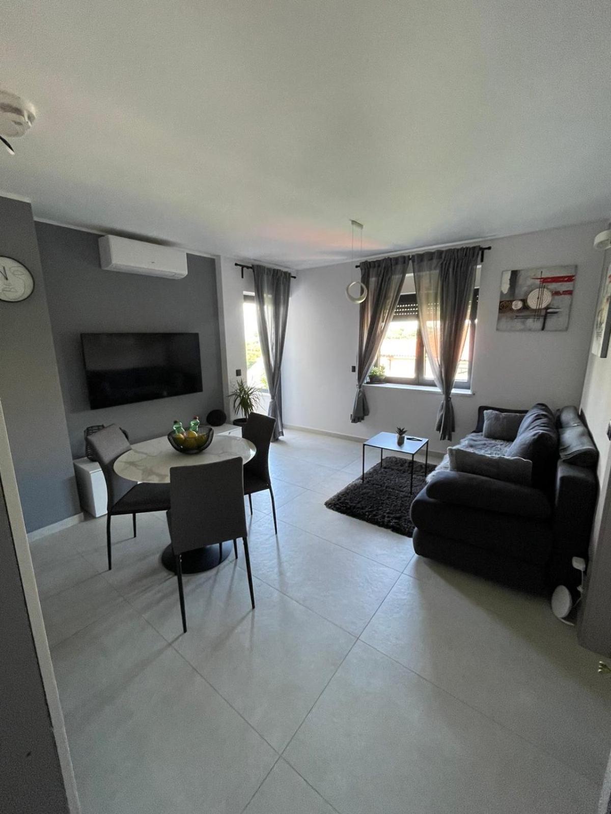 Rijeka Relax Apartment With Parking المظهر الخارجي الصورة