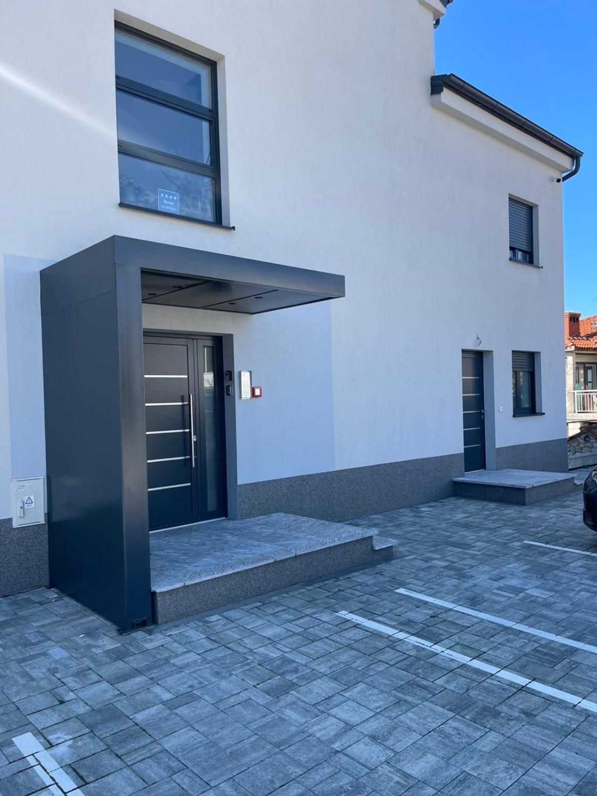 Rijeka Relax Apartment With Parking المظهر الخارجي الصورة